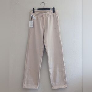 Aritzia Cozy Fleece Sweatpants in Soft Almond Beige